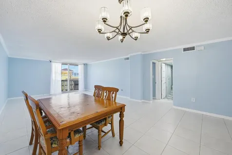 801 S Ocean Drive Hollywood FL 33019