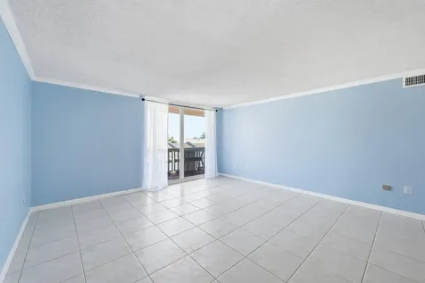 801 S Ocean Drive Hollywood FL 33019