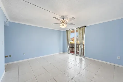 801 S Ocean Drive Hollywood FL 33019