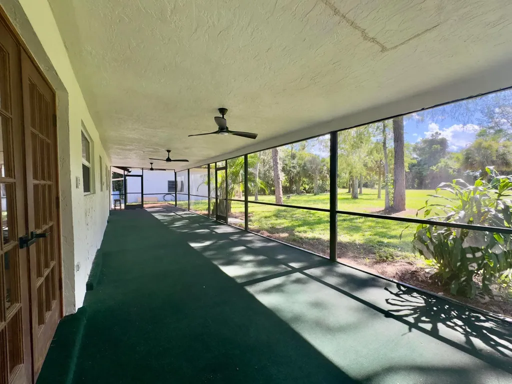 4901 N 129th Avenue Avenue N The Acreage FL 33411