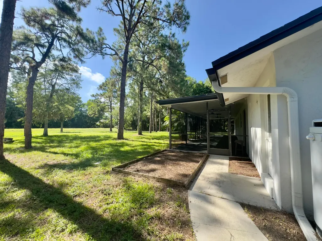 4901 N 129th Avenue Avenue N The Acreage FL 33411