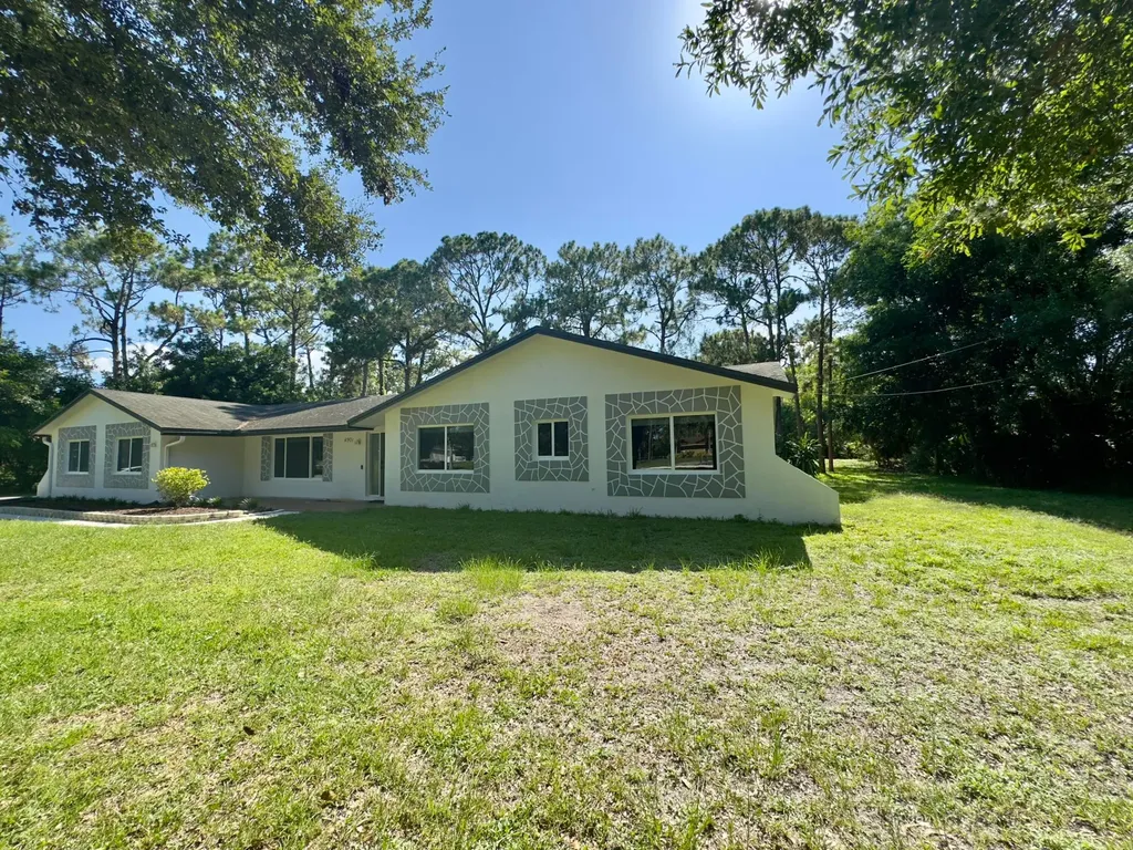 4901 N 129th Avenue Avenue N The Acreage FL 33411