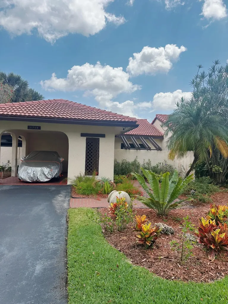 21708 Tall Palm Circle Boca Raton FL 33433