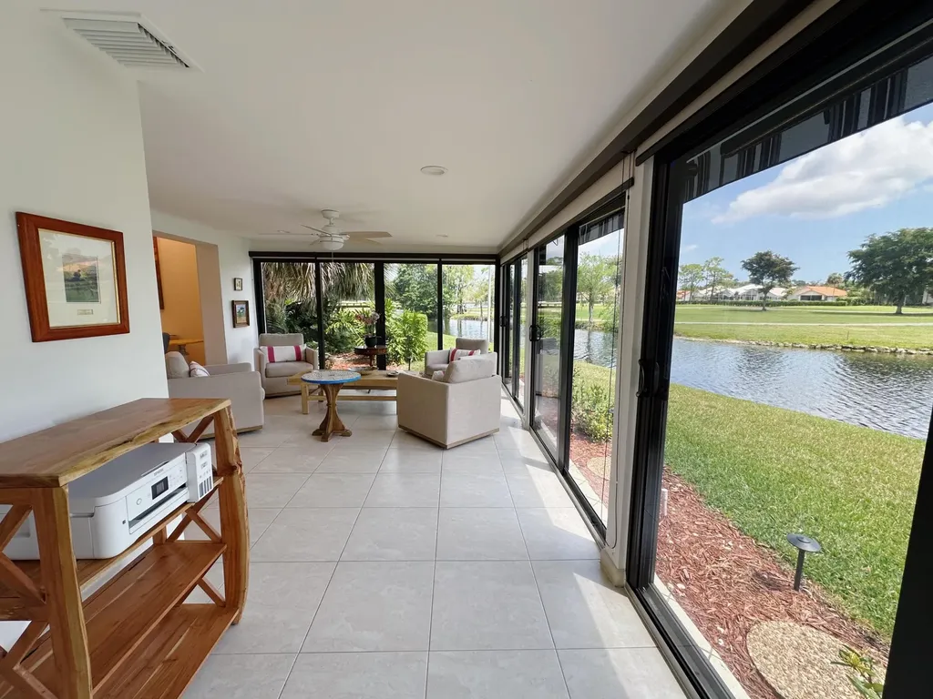 21708 Tall Palm Circle Boca Raton FL 33433