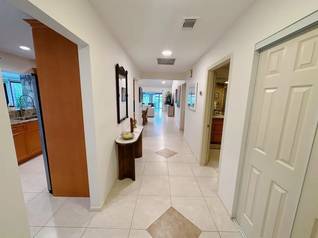 21708 Tall Palm Circle Boca Raton FL 33433