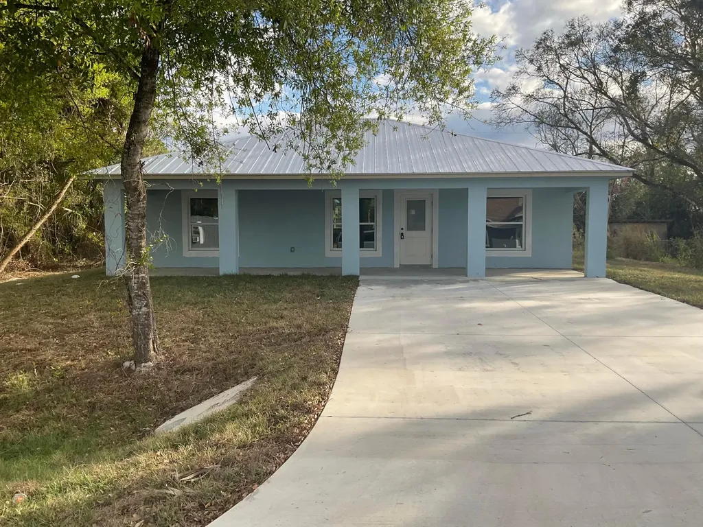 2432 NW 5th Street Okeechobee FL 34972