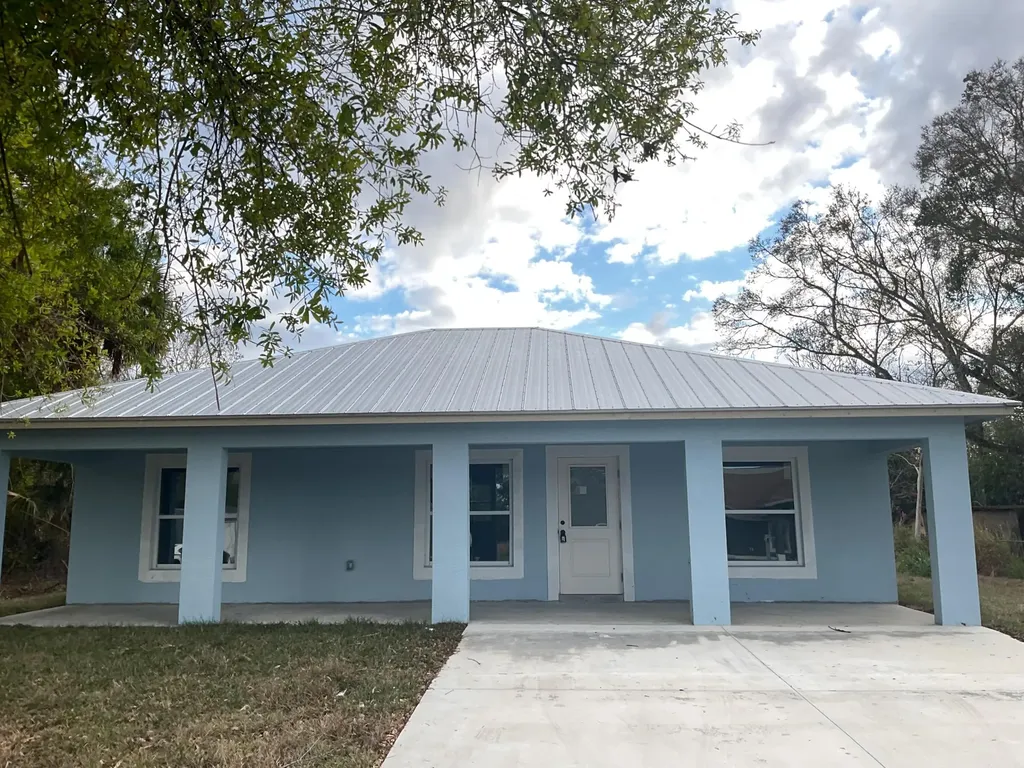 2432 NW 5th Street Okeechobee FL 34972