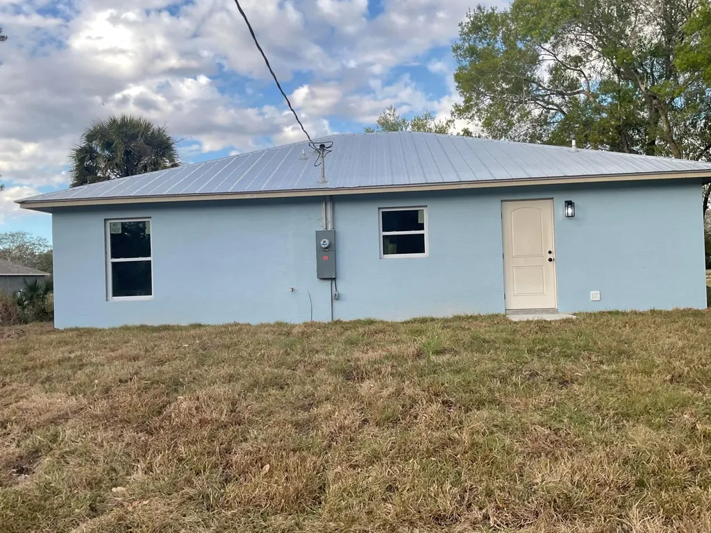 2432 NW 5th Street Okeechobee FL 34972