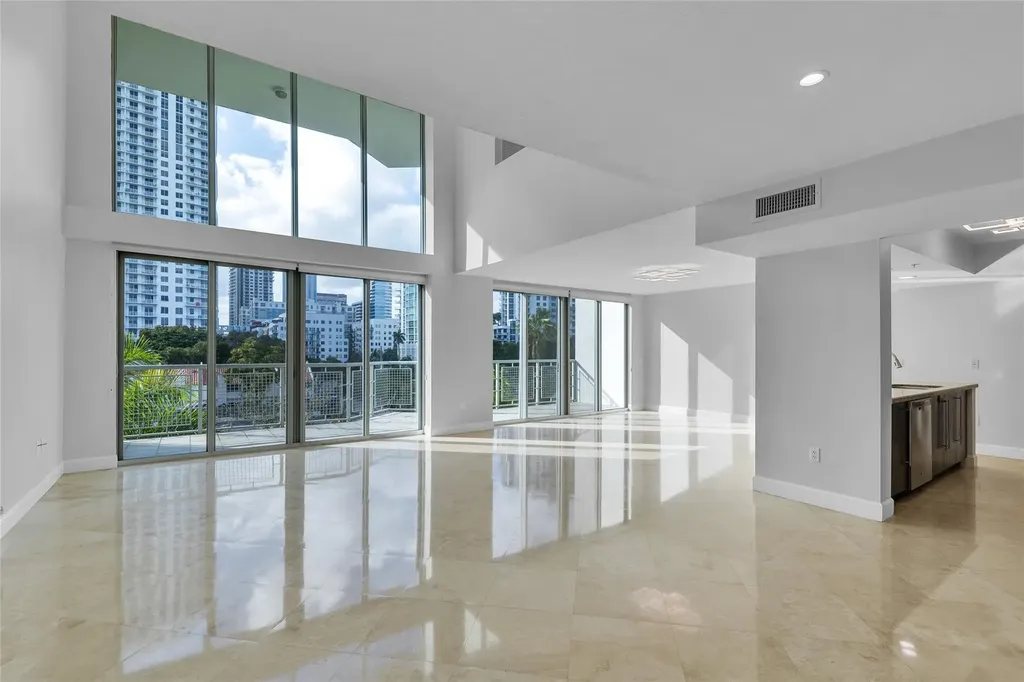 900 SE 2nd Street Fort Lauderdale FL 33301
