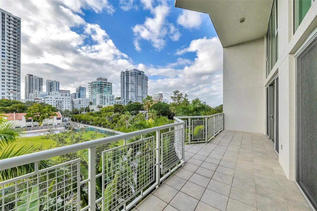 900 SE 2nd Street Fort Lauderdale FL 33301