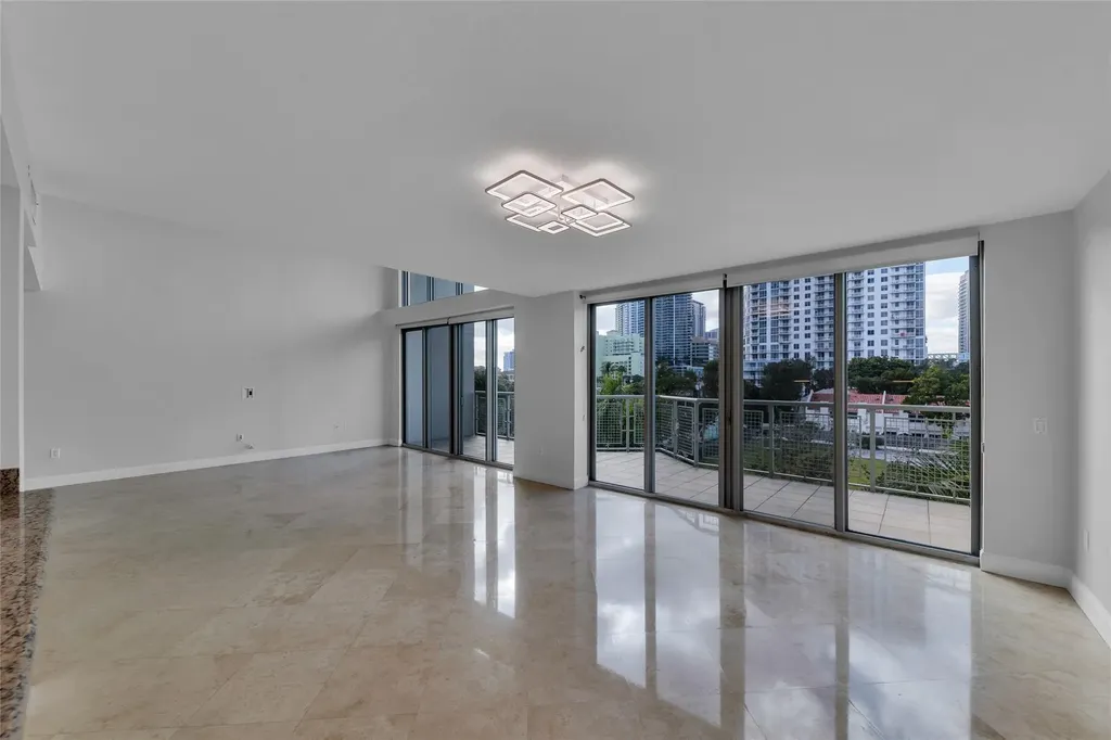900 SE 2nd Street Fort Lauderdale FL 33301