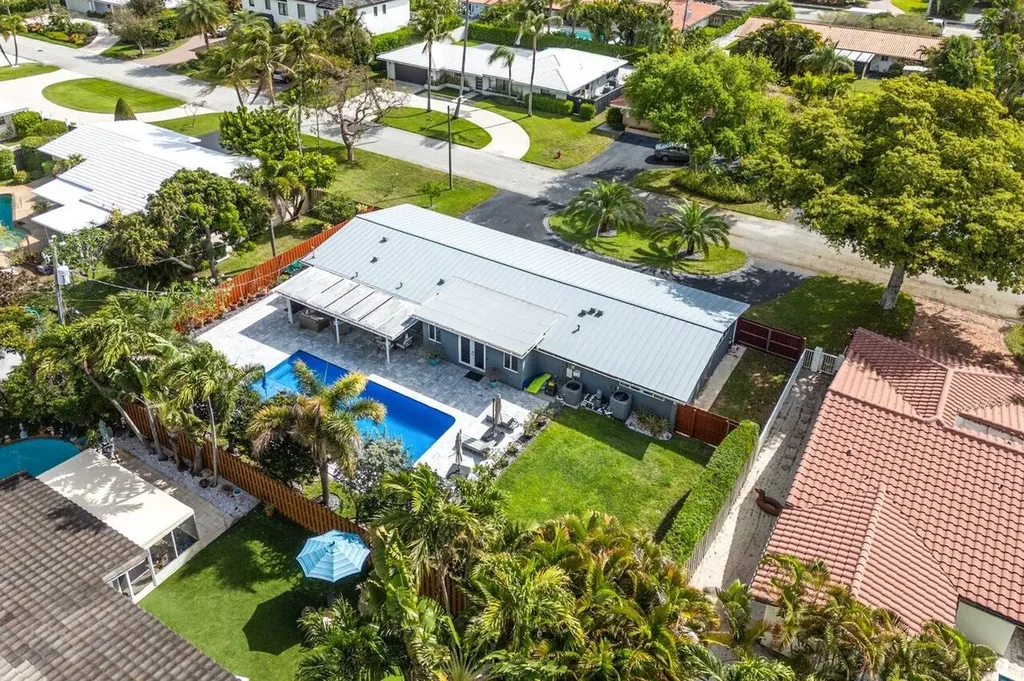 2625 NE 27th Way Fort Lauderdale FL 33306