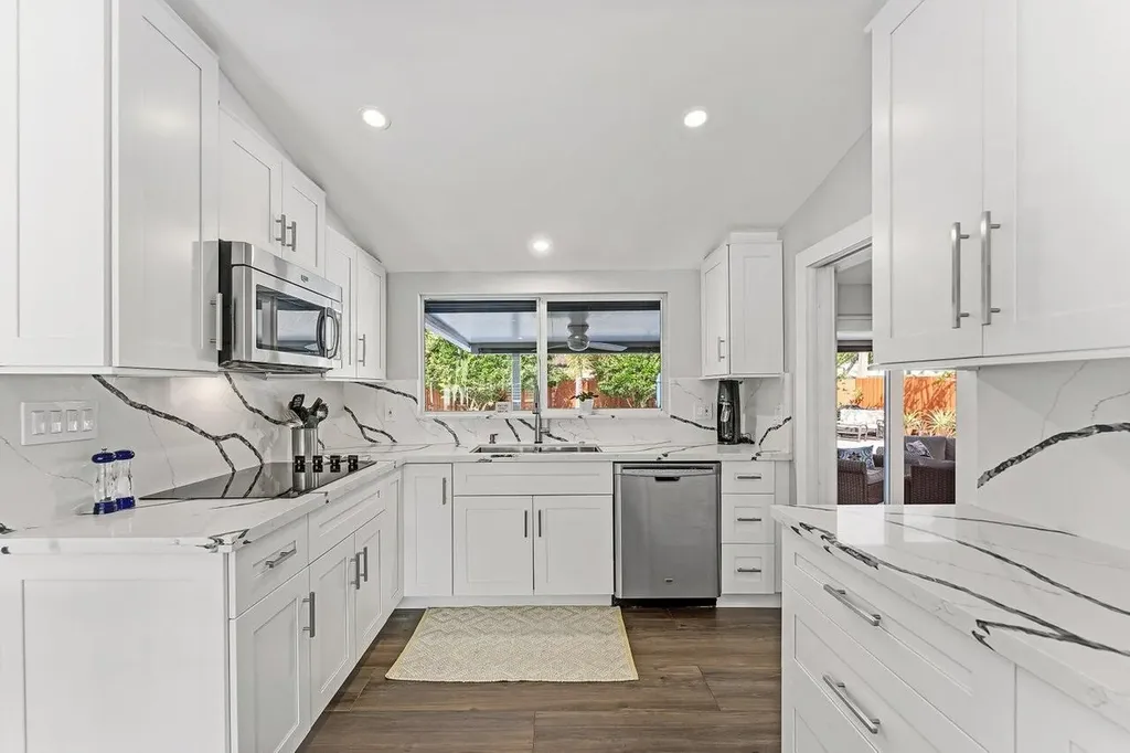 2625 NE 27th Way Fort Lauderdale FL 33306
