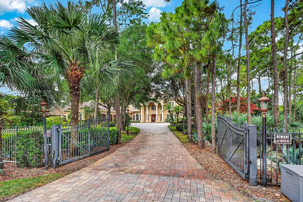 6071 NW 69th Way Parkland FL 33067