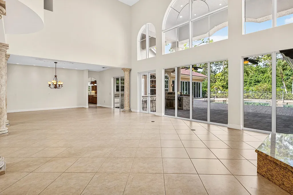 6071 NW 69th Way Parkland FL 33067