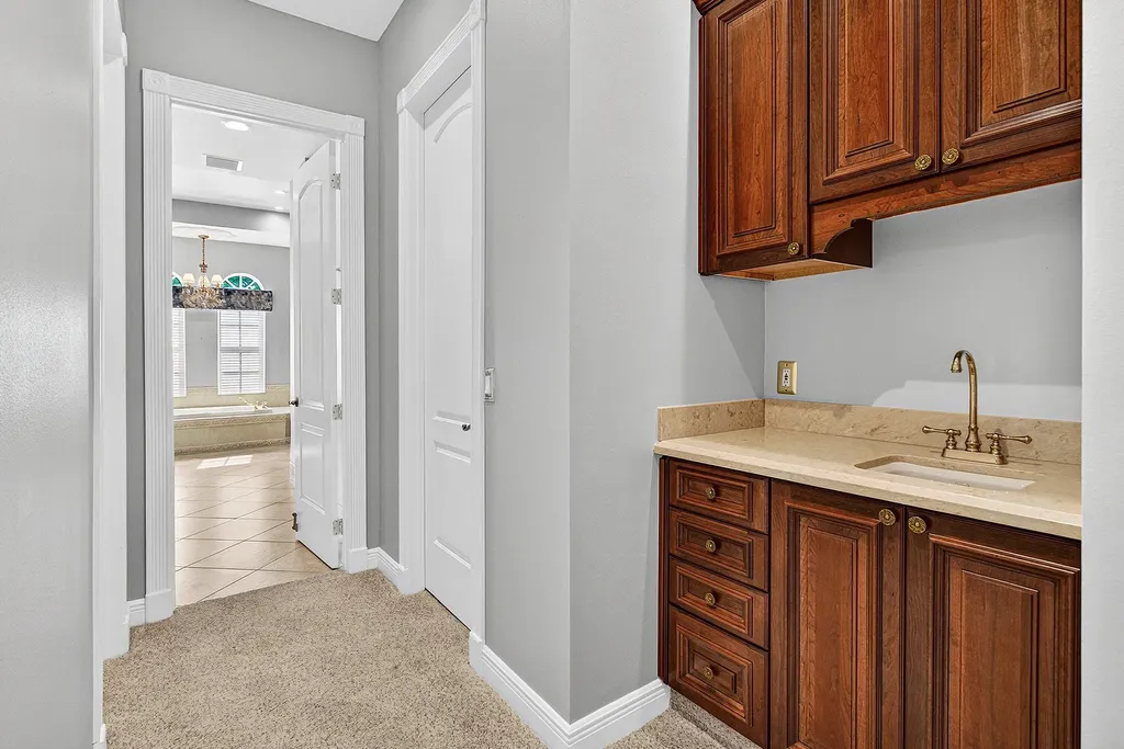 6071 NW 69th Way Parkland FL 33067