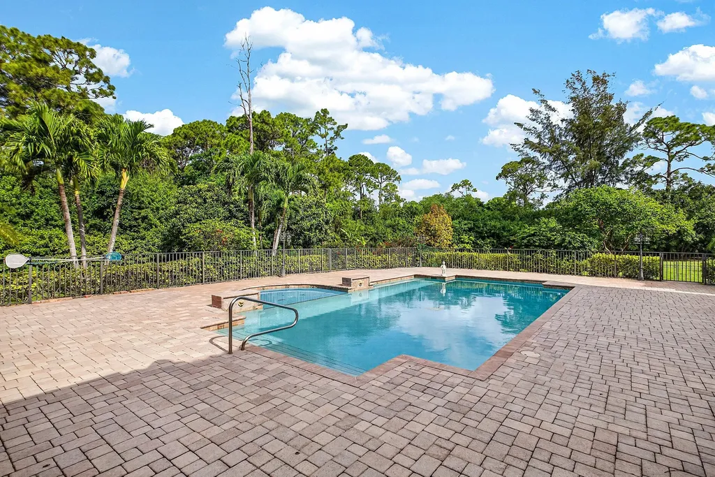 6071 NW 69th Way Parkland FL 33067