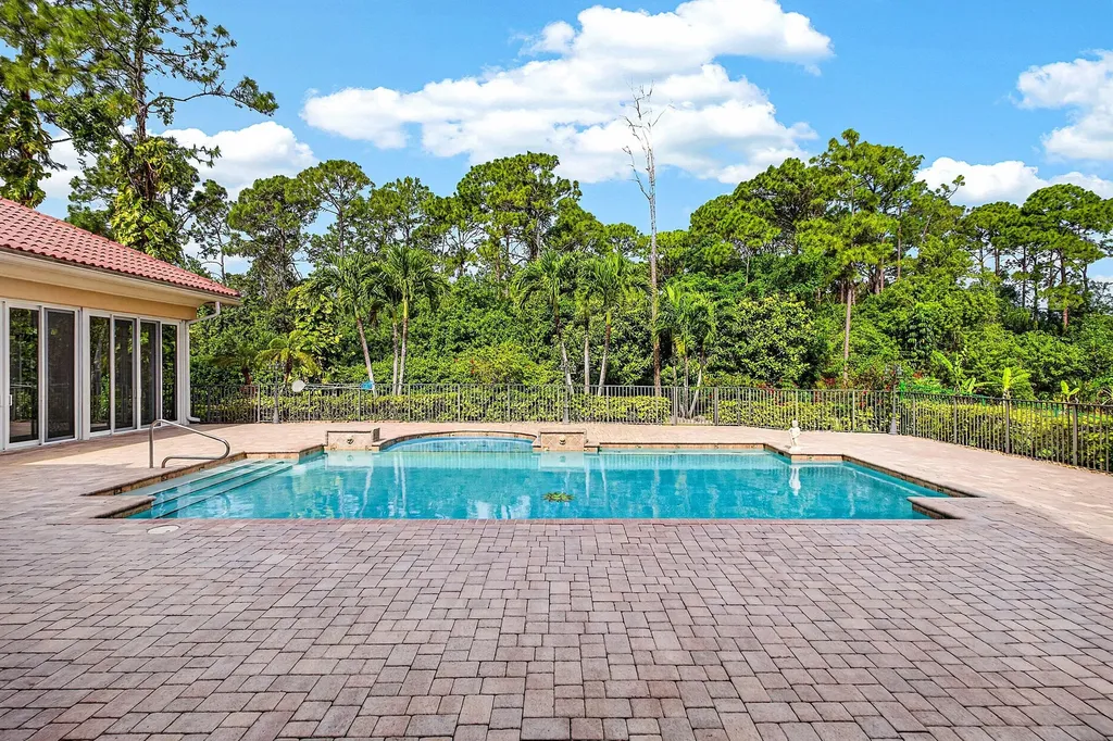 6071 NW 69th Way Parkland FL 33067
