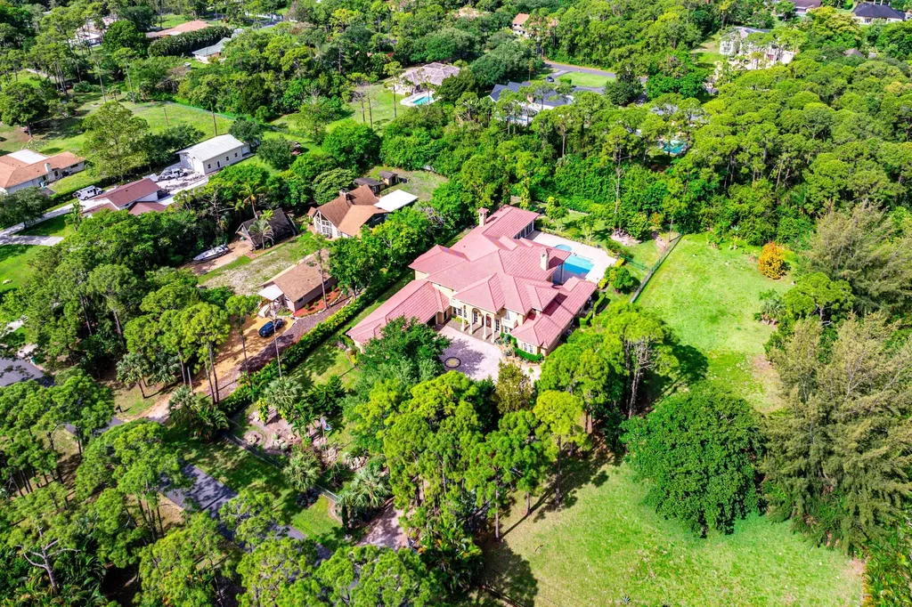 6071 NW 69th Way Parkland FL 33067