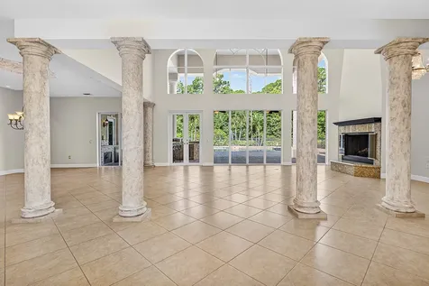 6071 NW 69th Way Parkland FL 33067