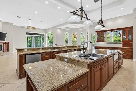 6071 NW 69th Way Parkland FL 33067