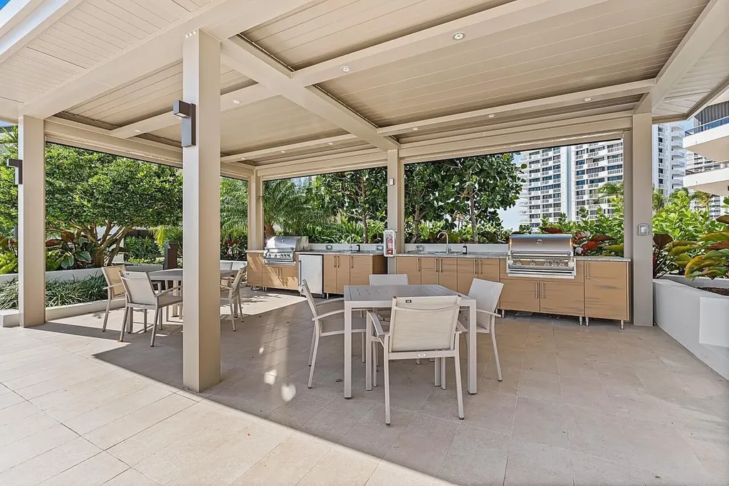 100 Lakeshore Drive North Palm Beach FL 33408