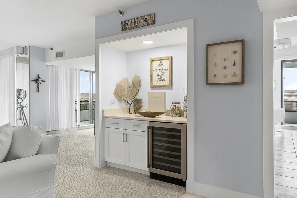 100 Lakeshore Drive North Palm Beach FL 33408