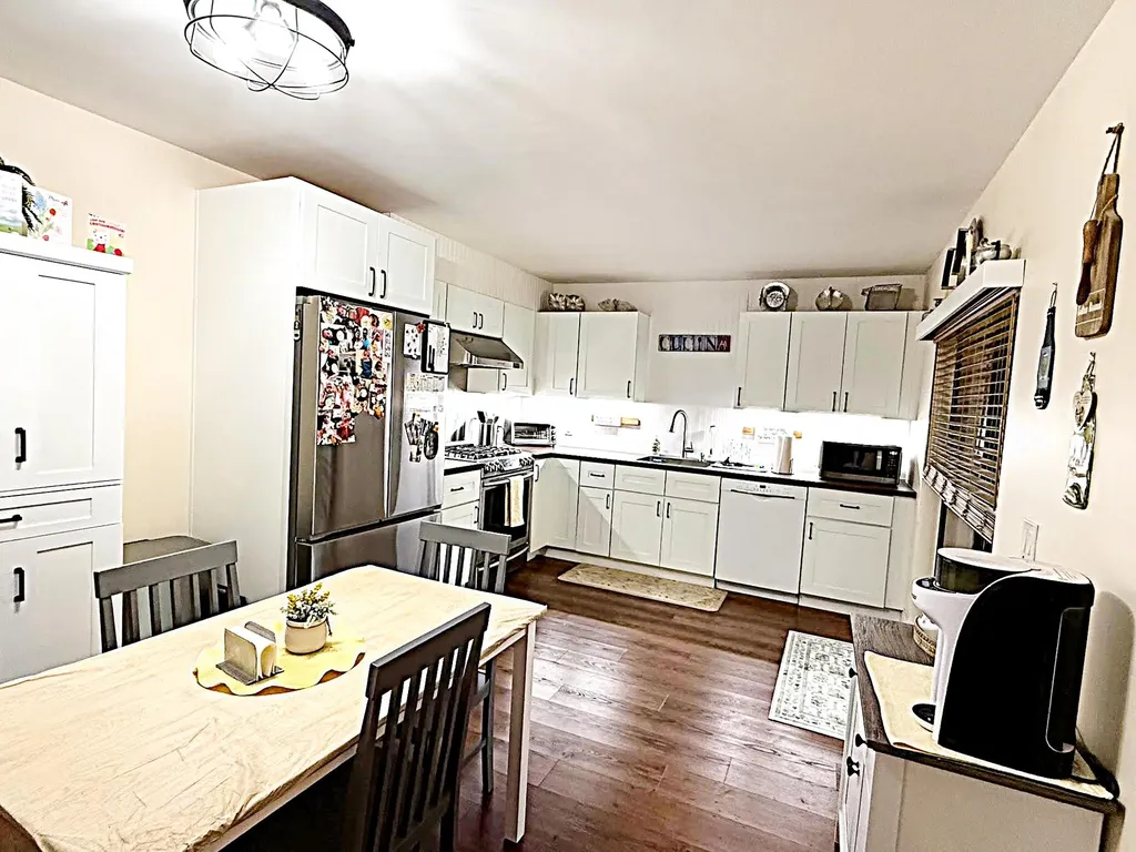 212 2nd Lane Palm Beach Gardens FL 33418