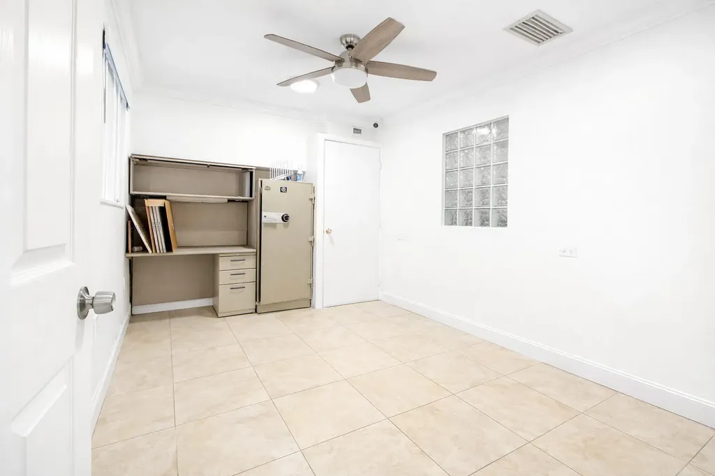 840 S State Road 7 Plantation FL 33317