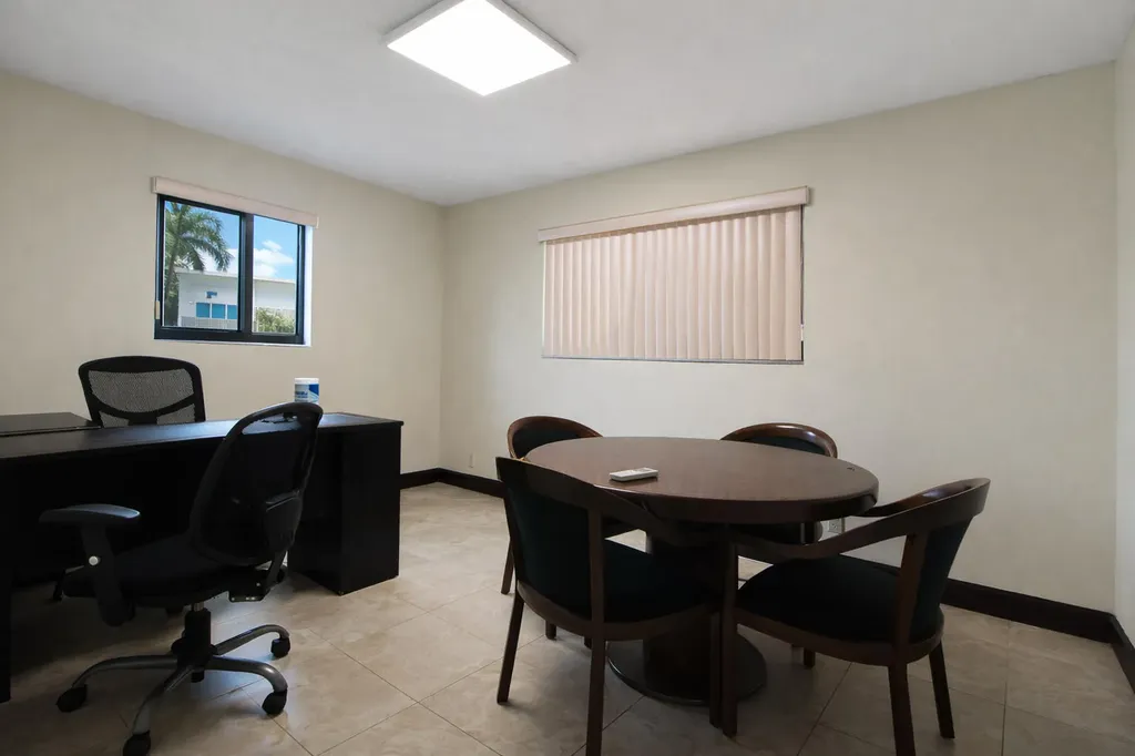 840 S State Road 7 Plantation FL 33317