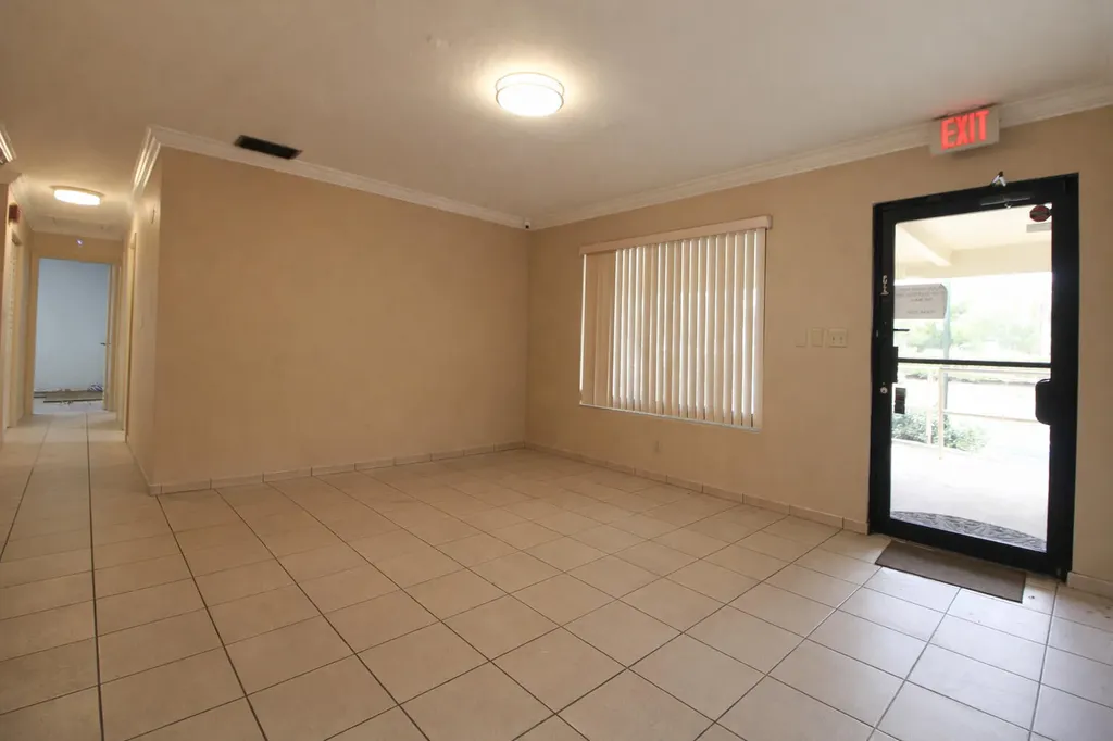 840 S State Road 7 Plantation FL 33317