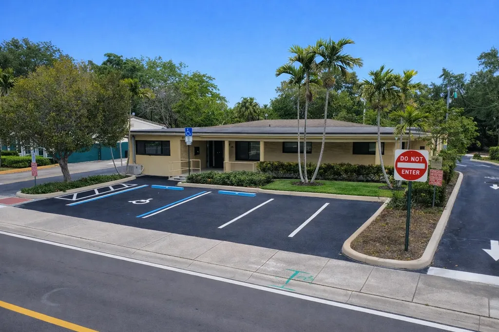 840 S State Road 7 Plantation FL 33317