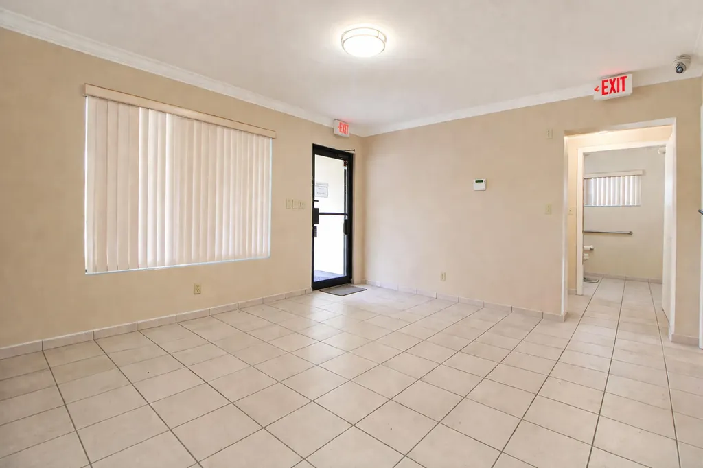 840 S State Road 7 Plantation FL 33317