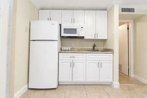 840 S State Road 7 Plantation FL 33317