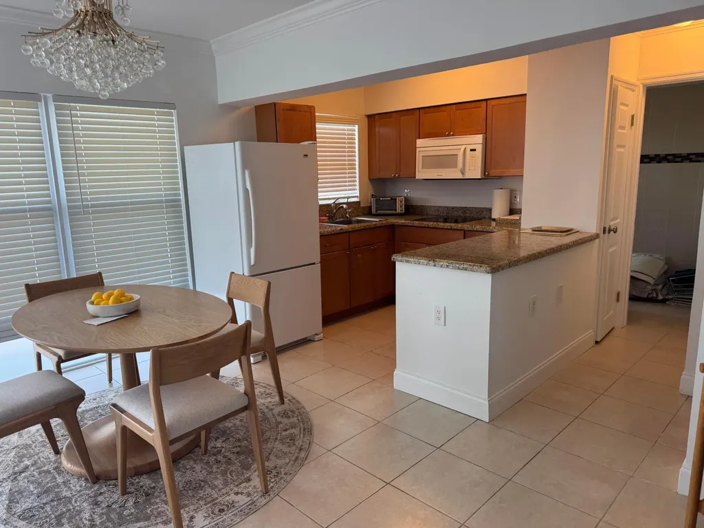 1041 Hillsboro Mile Hillsboro Beach FL 33062