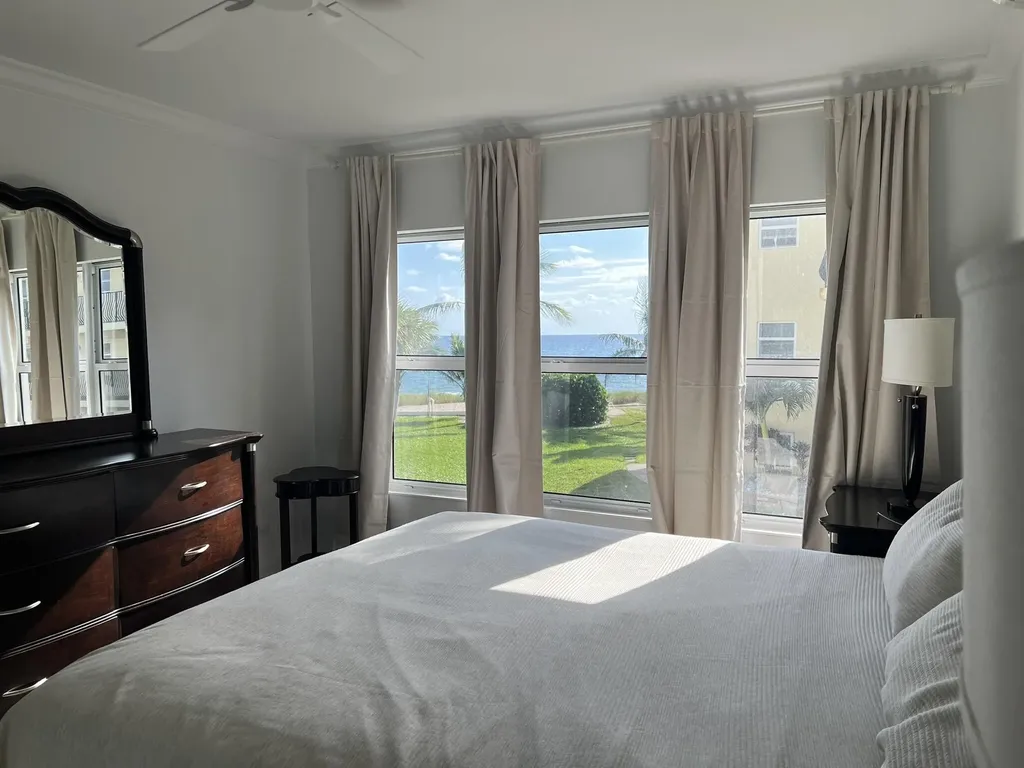 1041 Hillsboro Mile Hillsboro Beach FL 33062