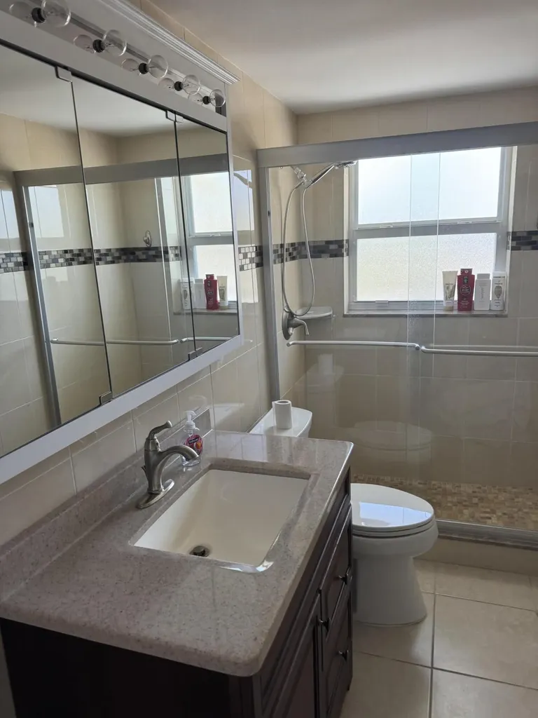 1041 Hillsboro Mile Hillsboro Beach FL 33062