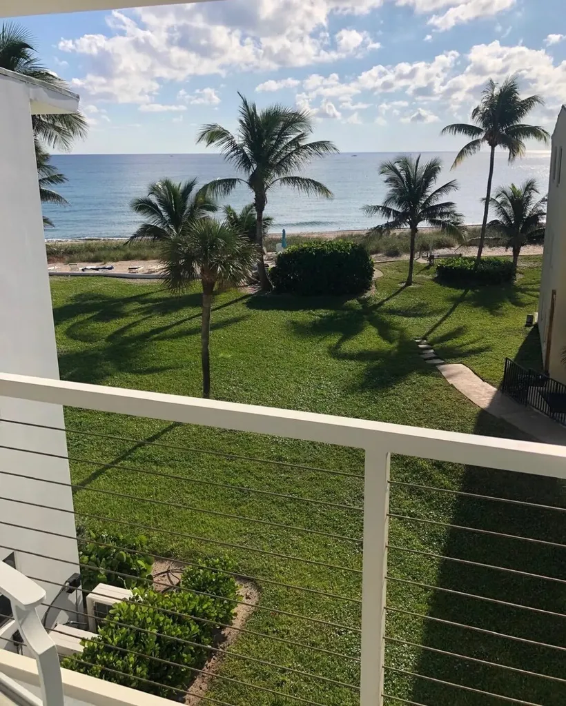 1041 Hillsboro Mile Hillsboro Beach FL 33062
