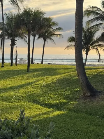 1041 Hillsboro Mile Hillsboro Beach FL 33062