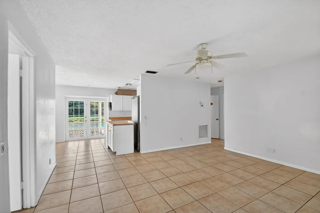 1006 SW 28th Avenue Boynton Beach FL 33426
