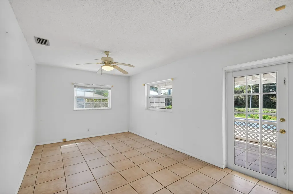 1006 SW 28th Avenue Boynton Beach FL 33426