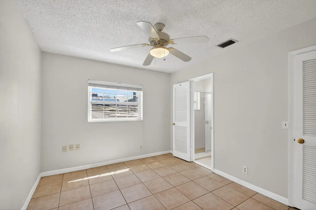 1006 SW 28th Avenue Boynton Beach FL 33426