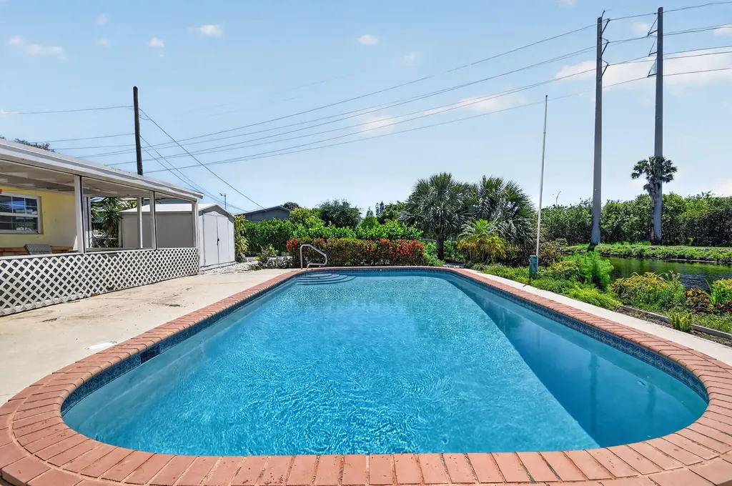 1006 SW 28th Avenue Boynton Beach FL 33426