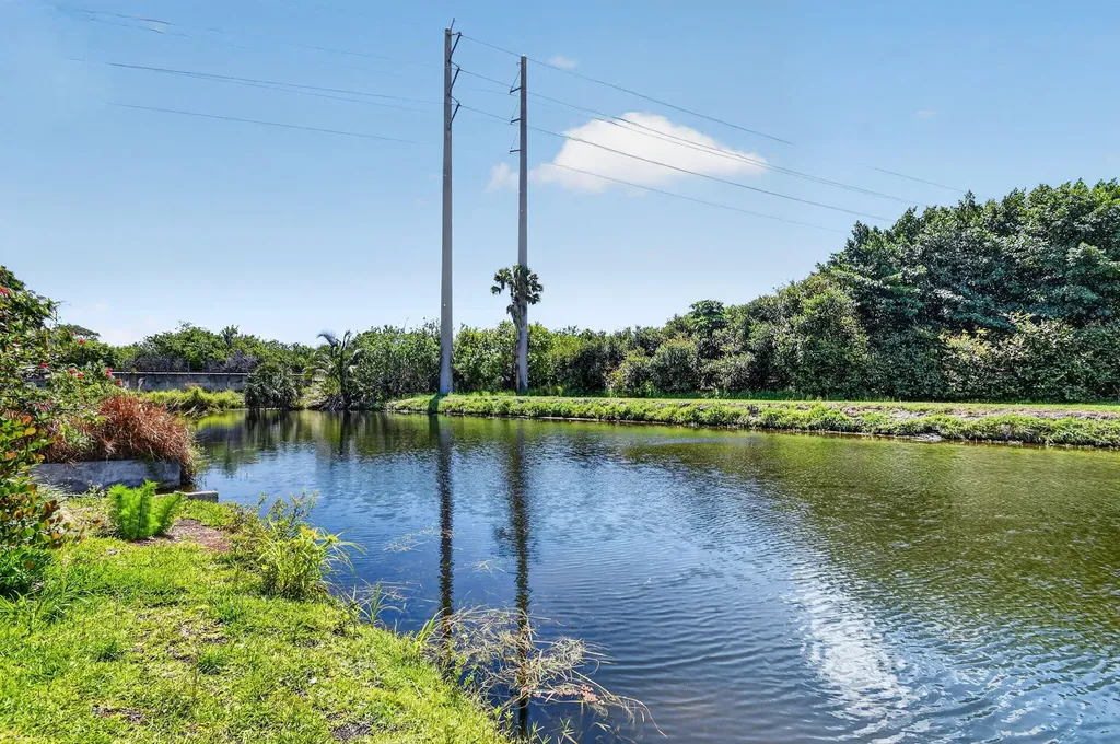 1006 SW 28th Avenue Boynton Beach FL 33426