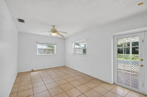 1006 SW 28th Avenue Boynton Beach FL 33426