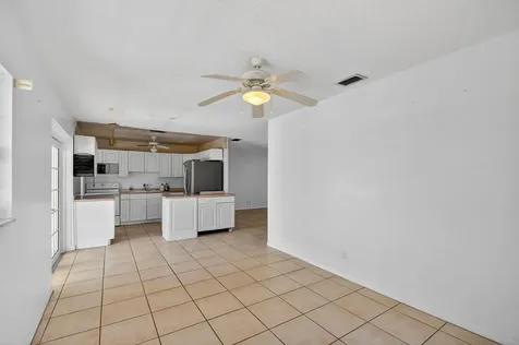 1006 SW 28th Avenue Boynton Beach FL 33426