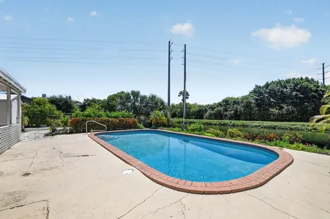 1006 SW 28th Avenue Boynton Beach FL 33426