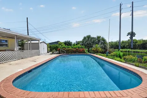 1006 SW 28th Avenue Boynton Beach FL 33426