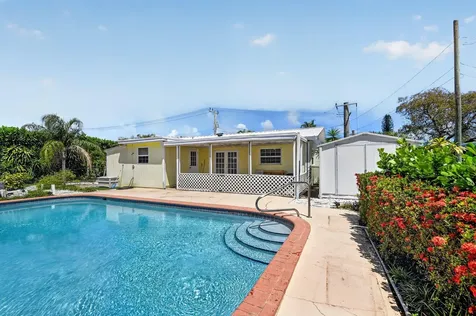 1006 SW 28th Avenue Boynton Beach FL 33426