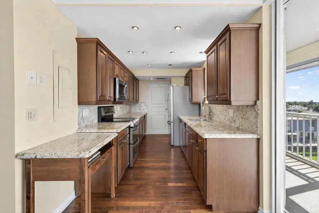 2000 S Ocean Boulevard Delray Beach FL 33483